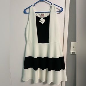Kiki LaRue Dress, size L